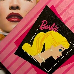 👱🏻‍♀️🫦👱🏼‍♀️• 📞 BARBIE x 90’s Vibes 📞 • 🫦👱🏼‍♀️🫦